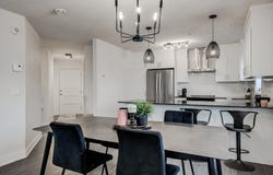 350 Boul. des Cépages 403, Laval (Duvernay), QC H7A 0K1