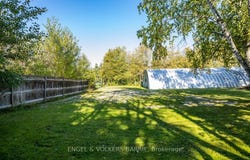112 Lakeshore Road W, Oro-Medonte, ON L0L 2E0