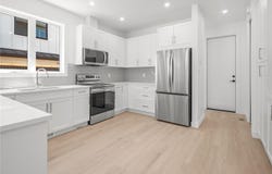 568 Kay St B, Saanich, BC V8Z 2L3