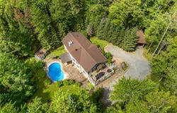 2 Rue des Colibris, Lac-Brome, QC J0E 1R0