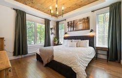 303 Rue Bergeron E, Granby, QC J2H 0L7