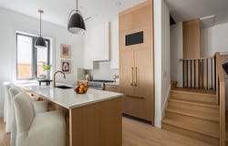 356 E 40th Avenue 1, Vancouver, BC V5W 1L9