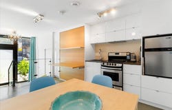 148 Rue St-Augustin, Montréal (Le Sud-Ouest), QC H4C 2N4