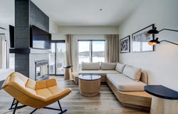 43 Ch. Fridolin-Simard 415, Estérel, QC J0T 2E0