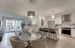 350 Boul. des Cépages 206, Laval (Duvernay), QC H7A 0K1
