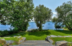 2113 Rue Pierre-Hamel, Magog, QC J1X 5T9