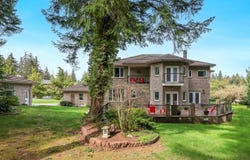 1781 Thurber Rd, Comox, BC V9M 1A4
