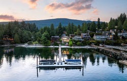 4625 Strathcona Road, North Vancouver, BC V7G 1G7