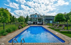 4 Rue Alarie, Lac-Brome, QC J0E 1V0