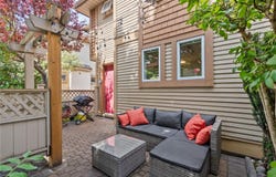 136 Superior St A, Victoria, BC V8V 1T1