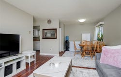 2747 Quadra St 203, Victoria, BC V8T 4E5