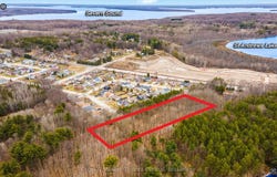 1056 Fuller Avenue, Penetanguishene, ON L9M 1G7