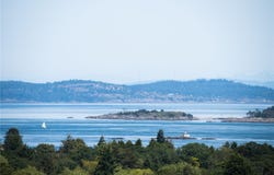305 Denison Rd, Oak Bay, BC V8S 4K2