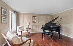 935 Fieldown Street, Orleans - Cumberland and Area, ON K4C 1B9