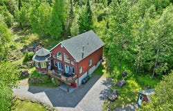 271 Ch. du Lac-aux-Ours, Lac-Supérieur, QC J0T 1P0