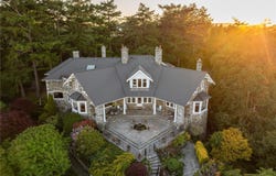 305 Denison Rd, Oak Bay, BC V8S 4K2