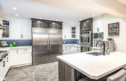 112 Lakeshore Road W, Oro-Medonte, ON L0L 2E0