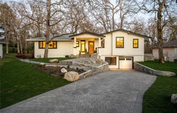 3181 Woodburn Ave, Oak Bay, BC V8P 5B8