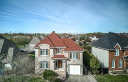 3 Av. des Flandres, Candiac, QC J5R 6W3