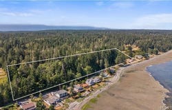 1494 Wilkinson Rd, Comox, BC V9M 4B3