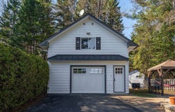 1001 Ch. des Îles, Entrelacs, QC J0T 2E0