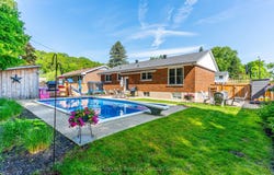 583 6th Street W, Owen Sound, ON N4K 3L2
