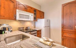 151 Ch. du Curé-Deslauriers 156, Mont-Tremblant, QC J8E 1C9