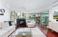 1600 Hornby Street 302, Vancouver, BC V6Z 2S4