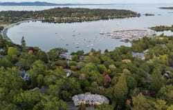 3525 Upper Terrace Rd, Oak Bay, BC V8R 6E8
