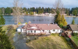 9536 Martin Park Dr, Black Creek, BC V9J 1C3