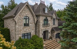 8 Rue de Rochefort, Blainville, QC J7B 6B6
