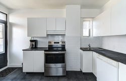2023 2025 Av. Regent, Montréal (Côte-des-Neiges/Notre-Dame-de-Grâce), QC H4A 2P8