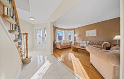 43 Weslock Way, Kanata, ON K2K 2K5