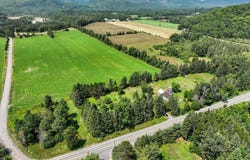 137 Rue du Village, Arundel, QC J0T 1A0