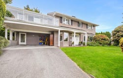 3368 Calder Avenue, North Vancouver, BC V7N 3R7