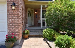 28 Waterwheel Crescent, Hamilton, ON L9H 7B8