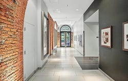 65 Rue St-Paul O. 202, Montréal (Ville-Marie), QC H2Y 3S5