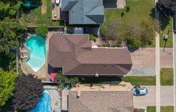 19 Grand Forest Drive, Barrie, ON L4N 7E7