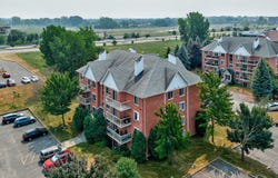 70 Av. de Balmoral, La Prairie, QC J5R 4L5