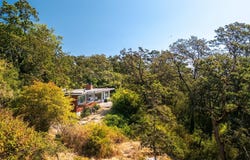 4050 Nelthorpe St, Saanich, BC V8X 2A2