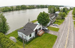 2100 Rue Richelieu, Saint-Marc-sur-Richelieu, QC J0L 2E0