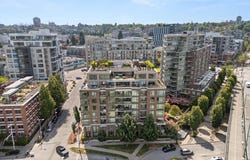 438 W 1st Avenue, Vancouver, BC V5Y 3S9