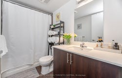 1420 Dupont Street 1712, Toronto, ON M6H 0C2
