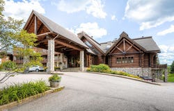 2396 Rue Labelle 118, Mont-Tremblant, QC J8E 1T9