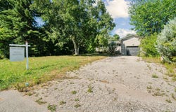 2082 St John's Road, Innisfil, ON L9S 1Y3