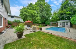 298 Edrich Court, Mississauga, ON L5A 1R3