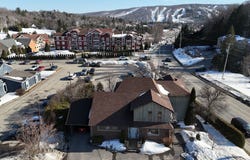 80 82 Rue Principale, Saint-Sauveur, QC J0R 1R6