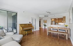 300 Av. des Sommets 215, Montréal (Verdun/Île-des-Soeurs), QC H3E 2B7