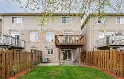 533 Wasaga Crescent, Waterloo, ON N2V 2Y8