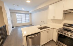 50 Baynes Way 5, Bradford West Gwillimbury, ON L3Z 4M4